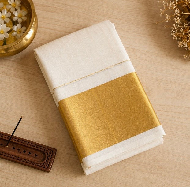 Classic Off White Kerala Cotton Saree with Traditional Gold Kasavu Border