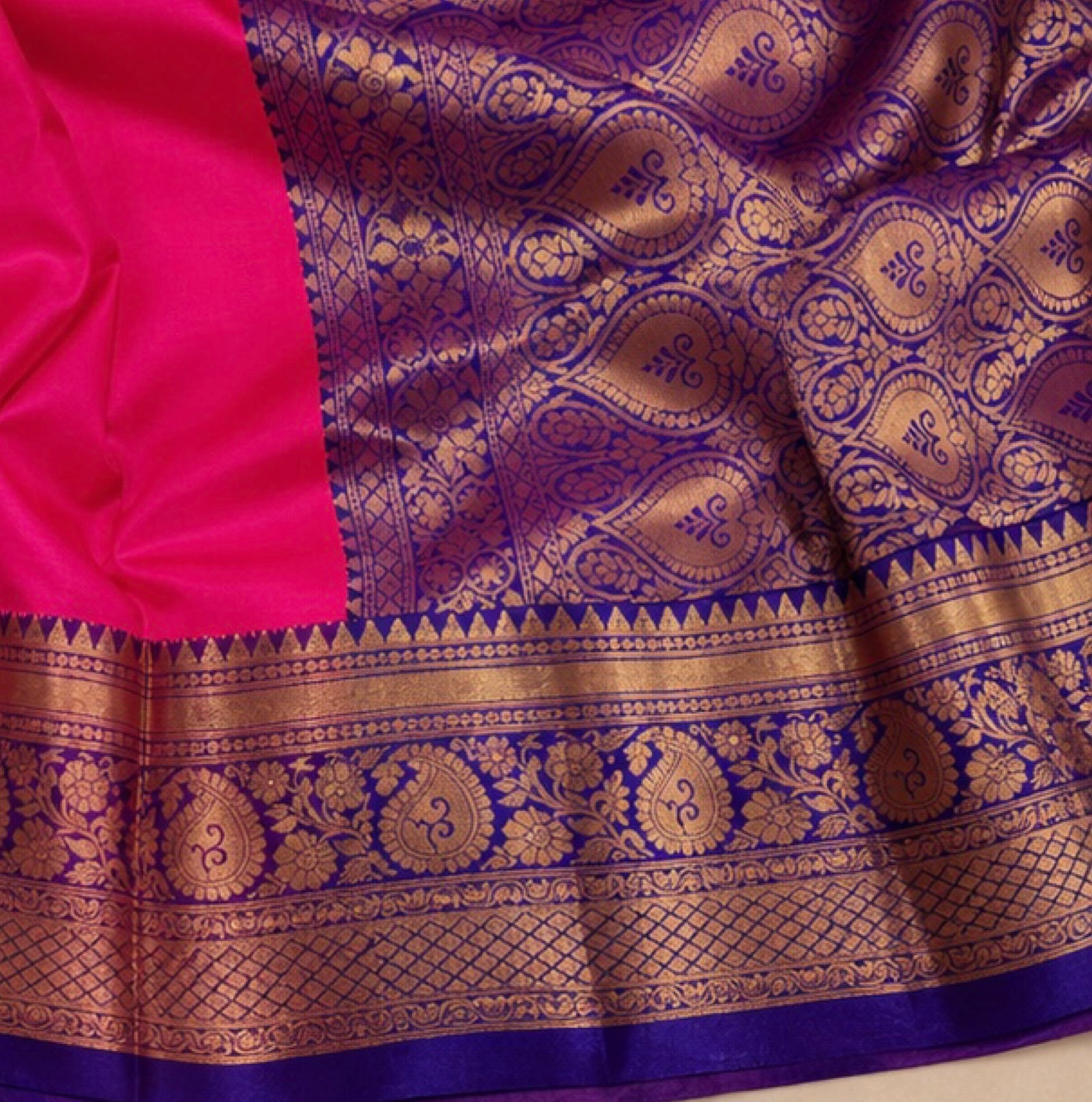 Rani Pink Heritage Silk Saree with Regal Zari Woven Pallu